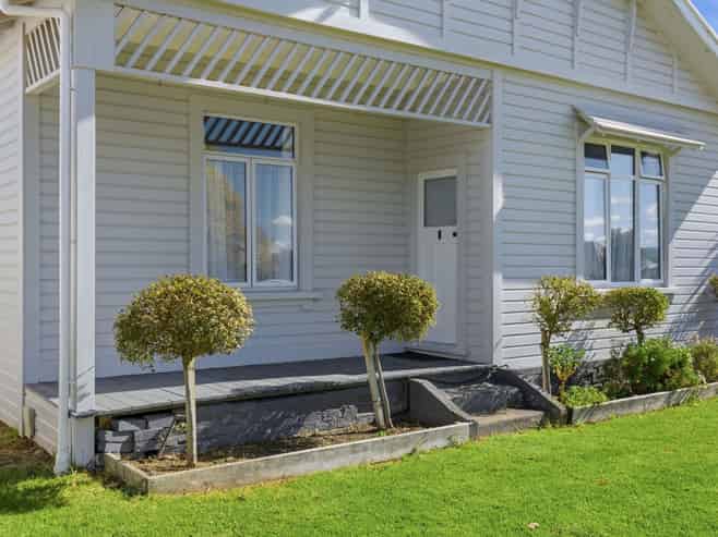 8 White Street, Whanganui East