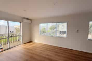 321 Albany Highway, Albany