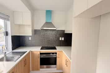 321 Albany Highway, Albany