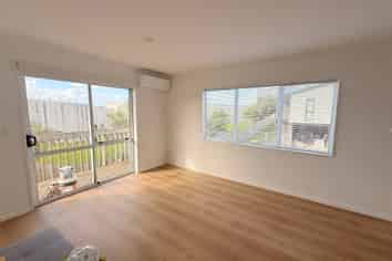 321 Albany Highway, Albany