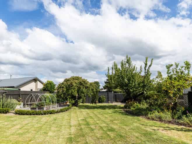 406A Frederick Street, Mahora