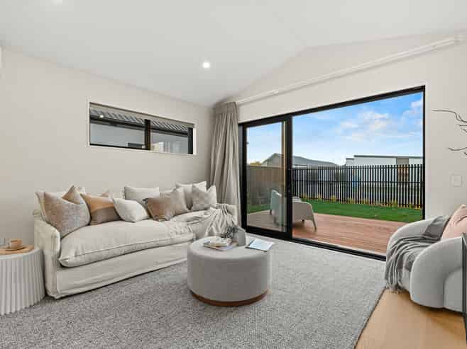 7 Greystone Close, Halswell