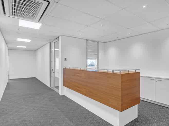 393sqm Office with On-Site Amenity