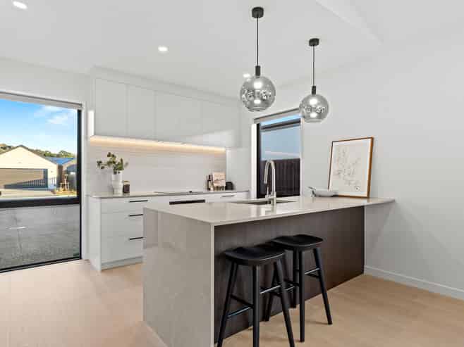 8 Greystone Close, Halswell