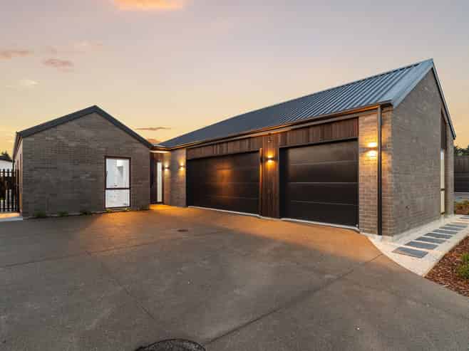 8 Greystone Close, Halswell