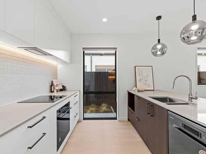 8 Greystone Close, Halswell