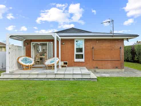 21 La Perouse Place, Papanui