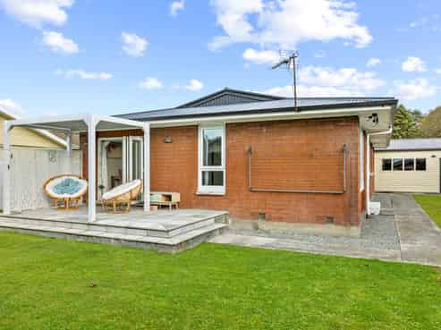 21 La Perouse Place, Papanui