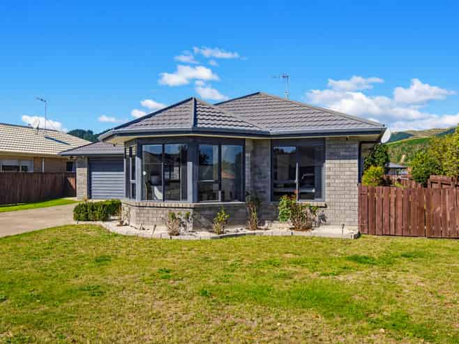 108 Makarini Street, Paraparaumu