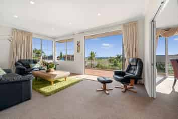 10 Mangerton Lane, East Tamaki Heights