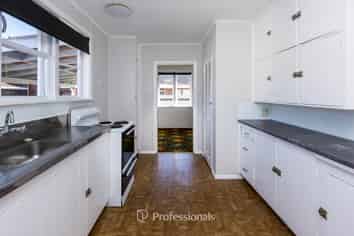 15 Gower Street, Silverstream