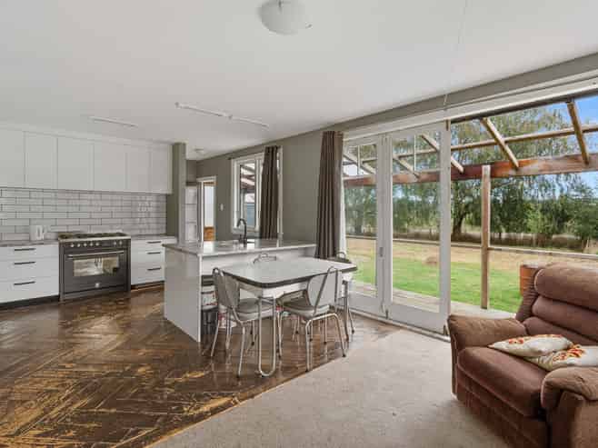 440 & 448 Waihola Highway, Waihola