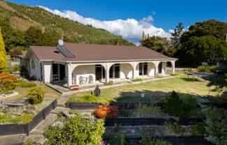 93 Wakefield-Kohatu Highway, Wakefield