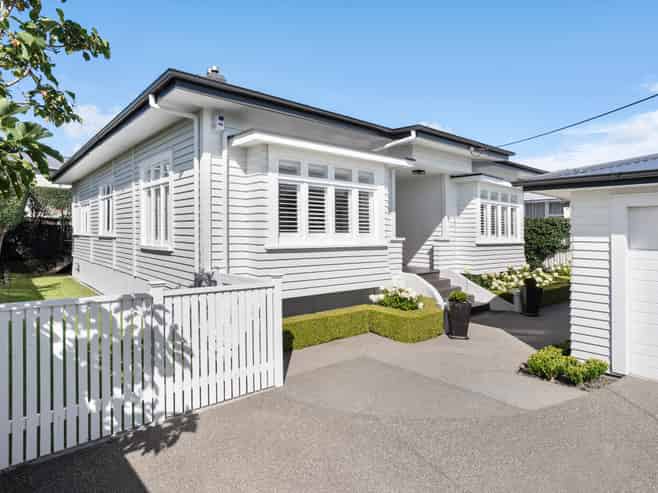 67 Mariri Road, One Tree Hill