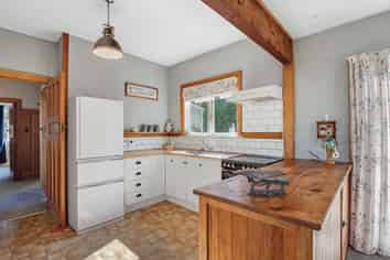 2890 Christchurch Akaroa Road, Little River