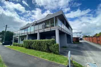 198C Old Farm Road, Hamilton East