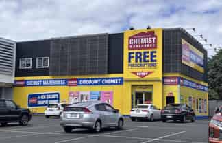 Trophy Retail Investment with international tenant