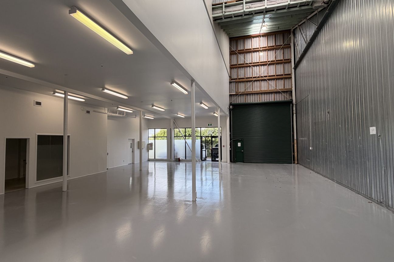 533sqm refurbished industrial - Mt Wellington - Vista 4