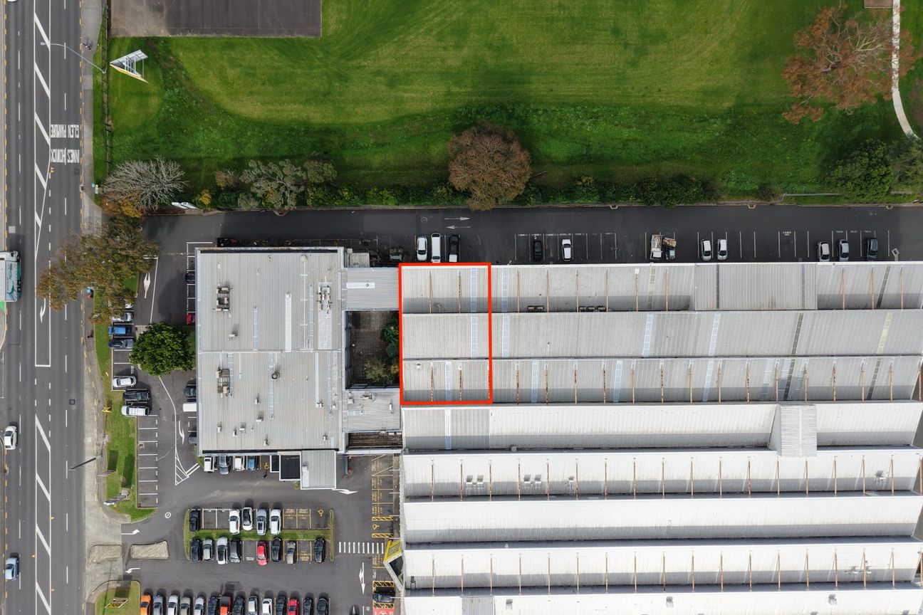 533sqm refurbished industrial - Mt Wellington - Vista 2
