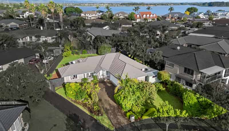 11 Flora Place, Wattle Downs