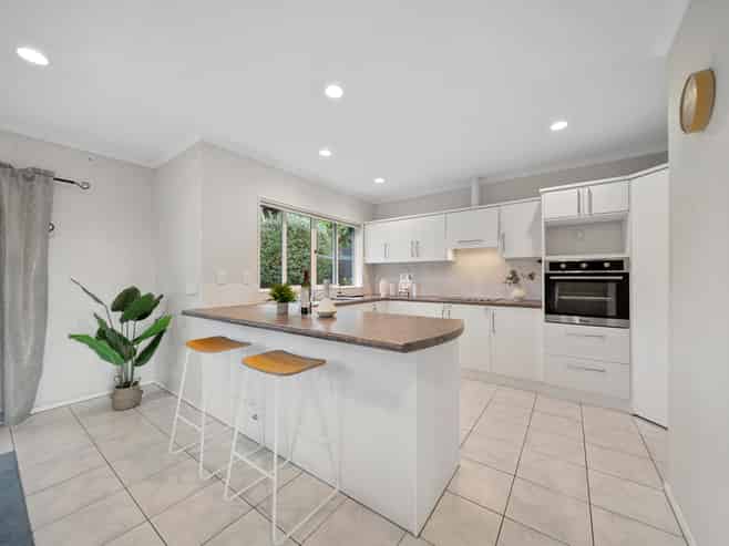 11 Flora Place, Wattle Downs