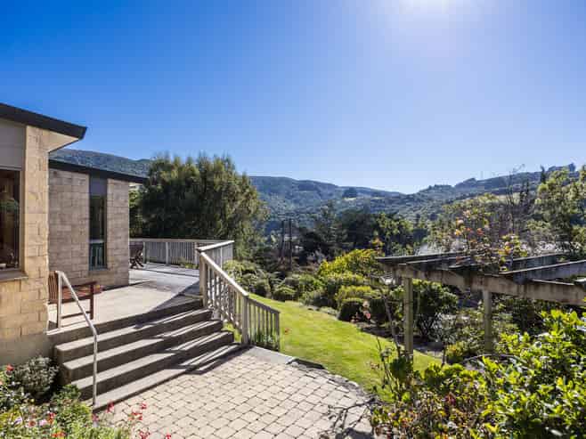 37 Garden Place, Glenleith