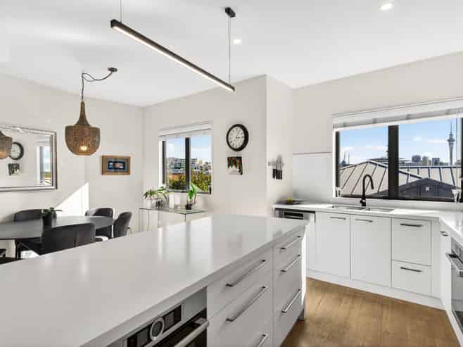 3/12 Balfour Street, Parnell