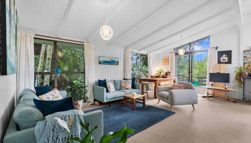 185 Laingholm Drive , Laingholm