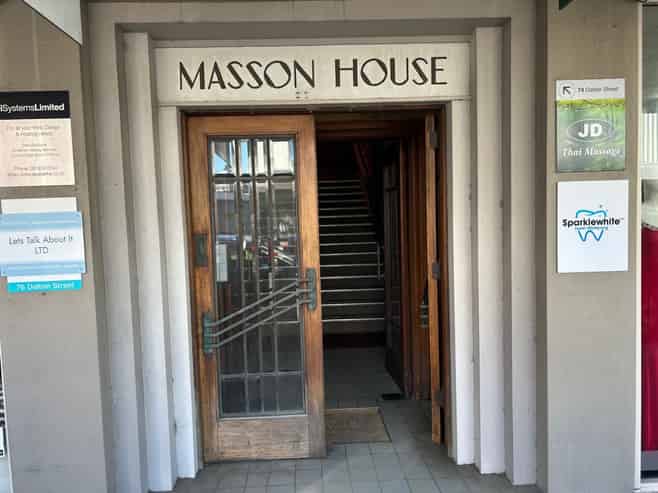 Professional rooms to lease plus onsite carpark