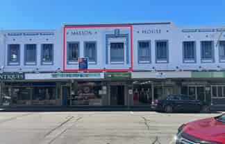 Professional rooms to lease plus onsite carpark