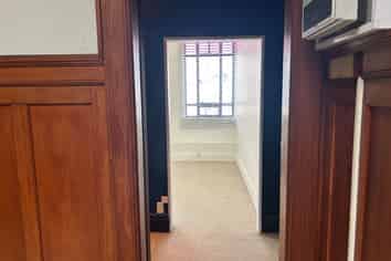 Professional rooms to lease plus onsite carpark