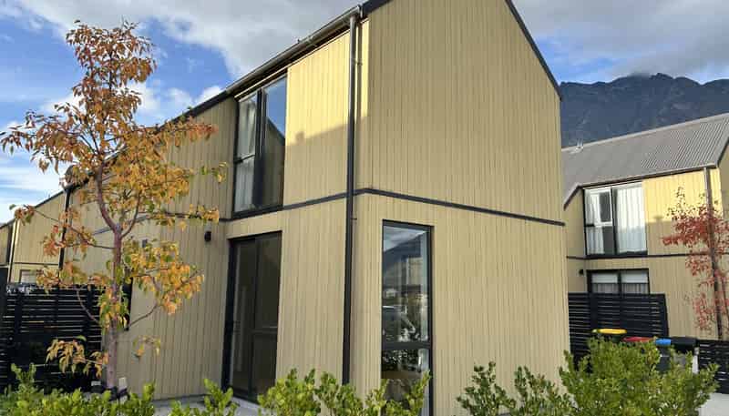 12 Casterway Crescent, Jacks Point