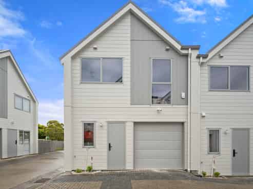 10A, B & C Clensmore Place, Torbay