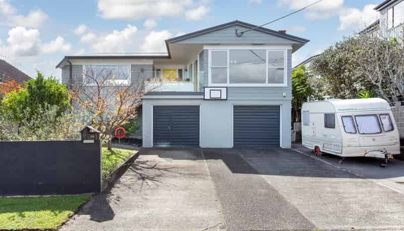 44 Merani Street, Belmont