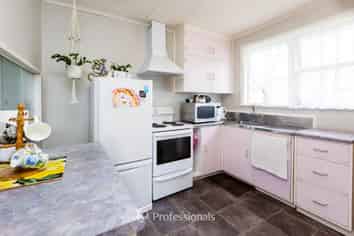 6A Merton Street, Trentham