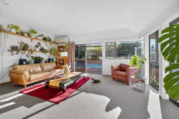 2 Lodestone Road, Richmond