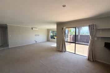 136 Poike Road, Hairini