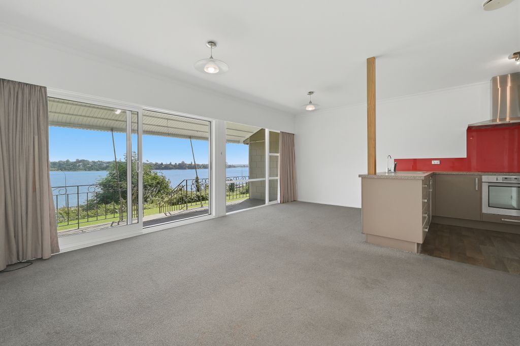 Serious sellers. Inner City Convenience! 1