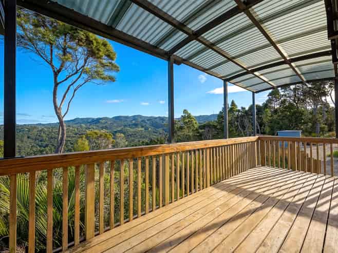 220 Forest Hill Road, Waiatarua