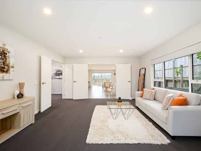 220 Forest Hill Road, Waiatarua