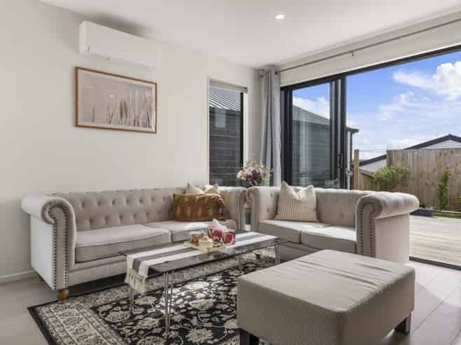 14 Horokaka Street, Massey