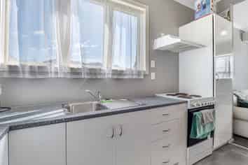 18b Salisbury Road, Fairy Springs