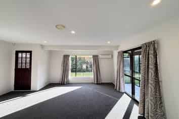 2 Mapledale Place, Halswell