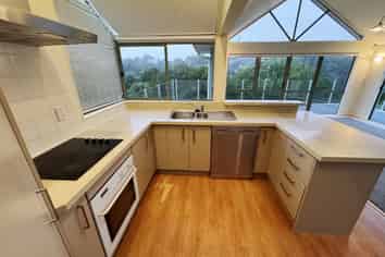 79 Gilletta Rd, Mount Roskill