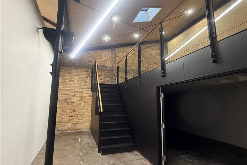 Prime Auckland Showroom and Office – pohled 4