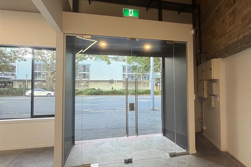 Prime Auckland Showroom and Office – další