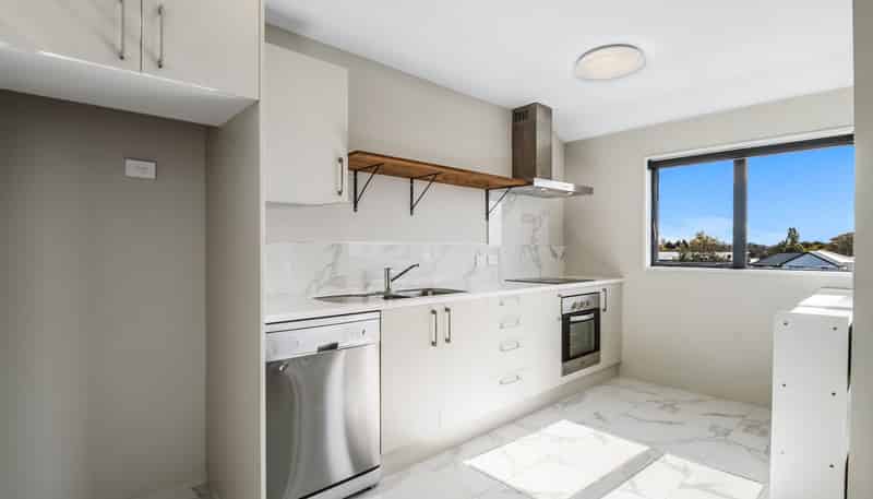 204/120 Stanmore Road, Linwood