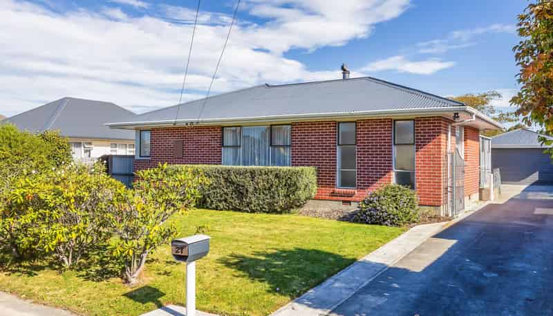21  Munro Street, REDWOOD
