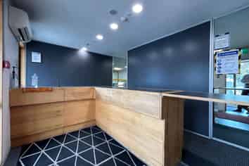 Clear Span Warehousing with Offices and Yard