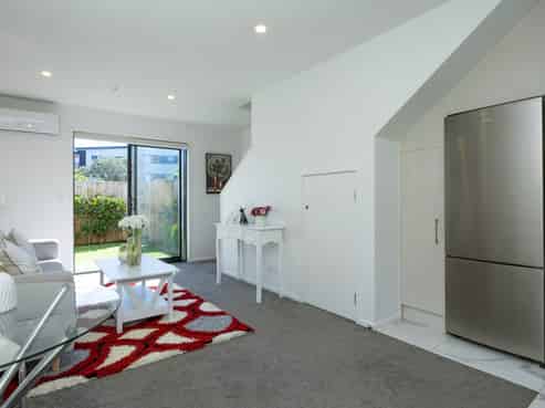 6/81 Kervil Avenue, Te Atatu Peninsula